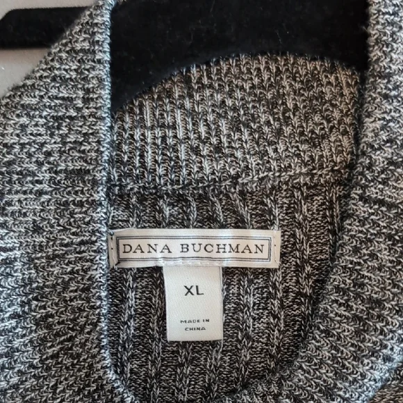 Dana Buchman Black and White Knit Top - Picture 4 of 4